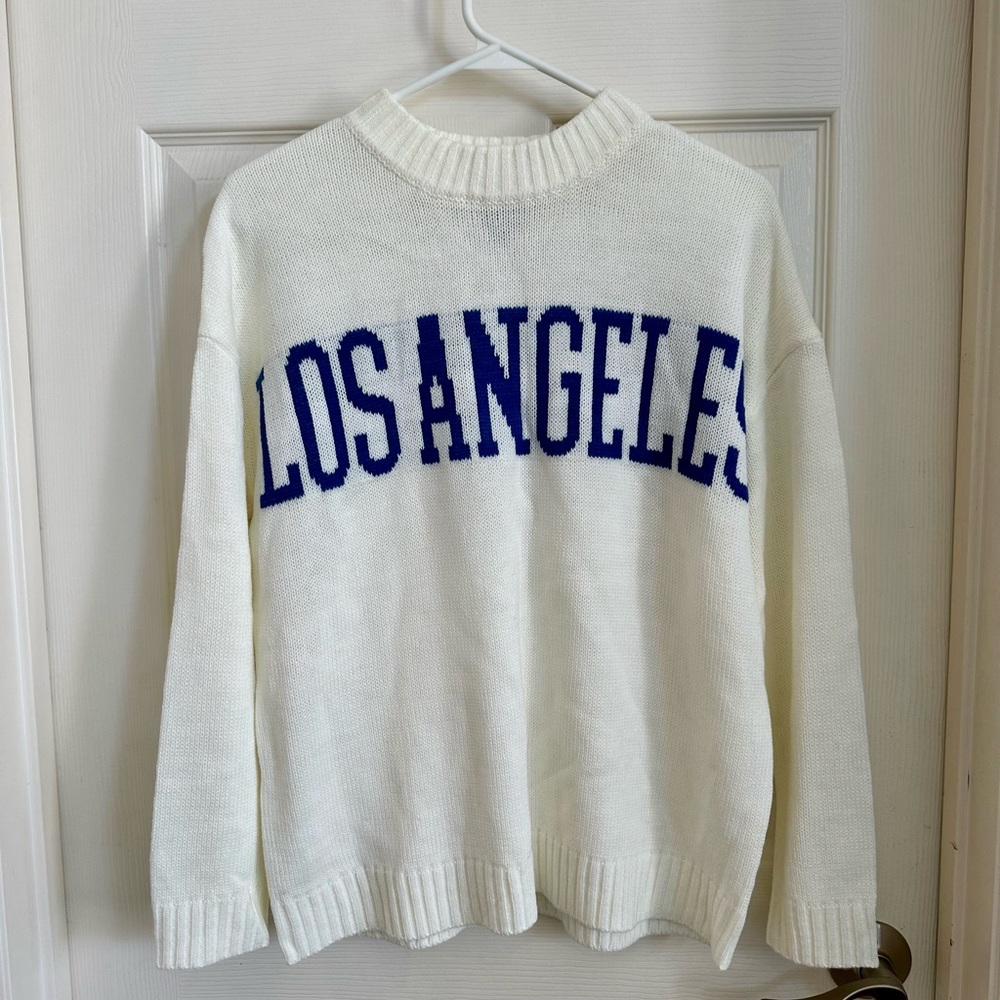 New Women’s / girls sweater